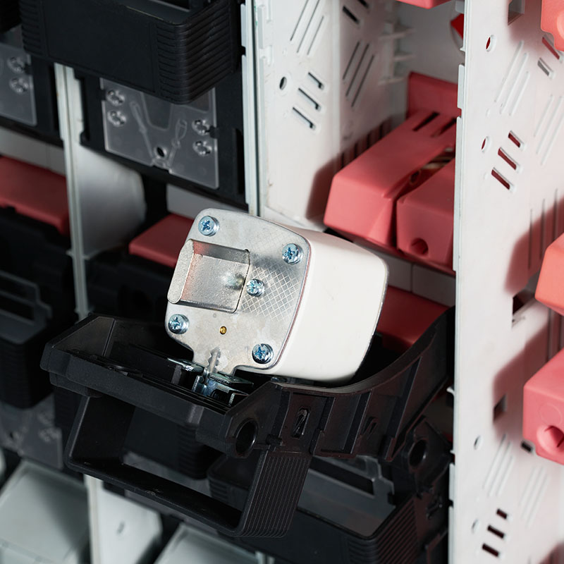 JUNW TUR Series TR4-800/TR8-1200 Isolating Switch