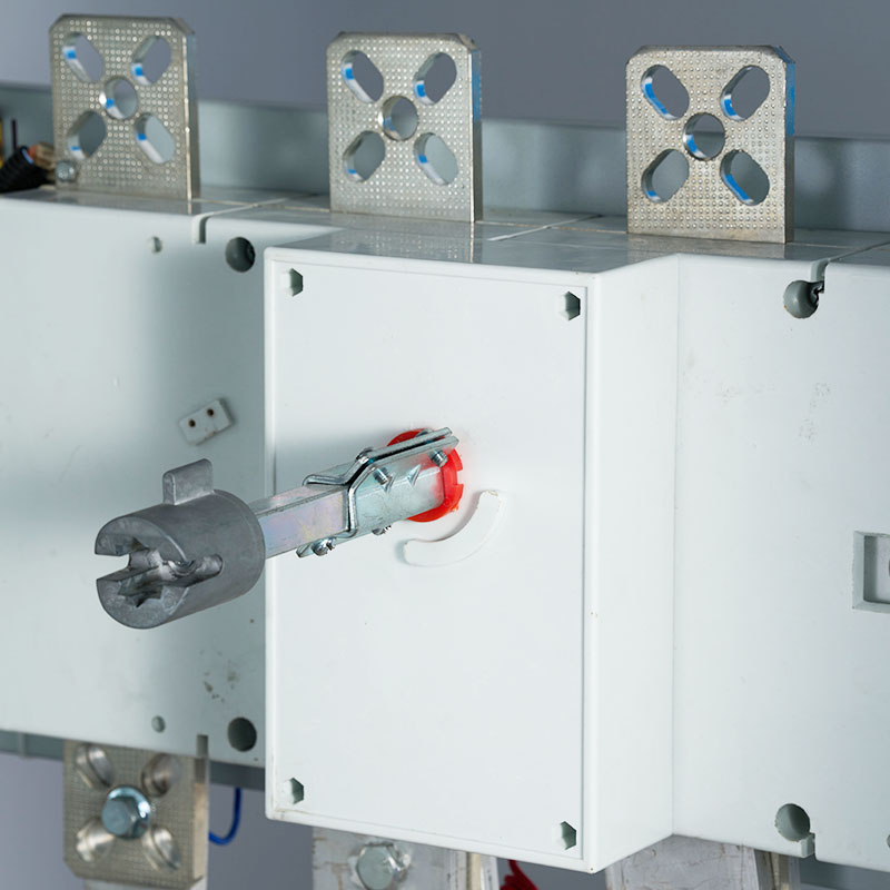 JUNW TUR Series TR4-800/TR8-1200 Isolating Switch