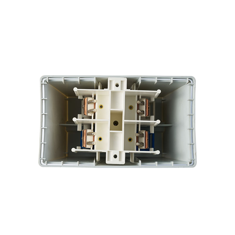 JUNW CCP 2P 22*58 Fuse Box