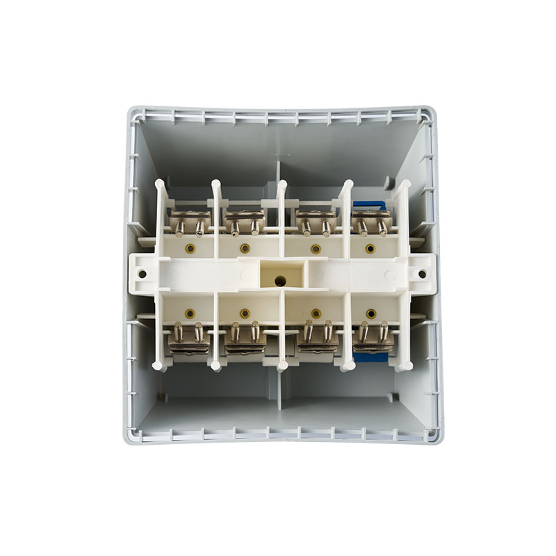 JUNW CCP 4P 22*58 Fuse Box